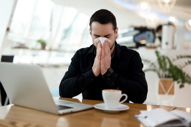 klimatyzacja a gardło i nos - jak ograniczyć podrażnienia?
